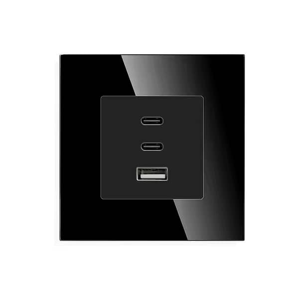 65W Triple USB Wall Socket With Super Fast Charging - Black