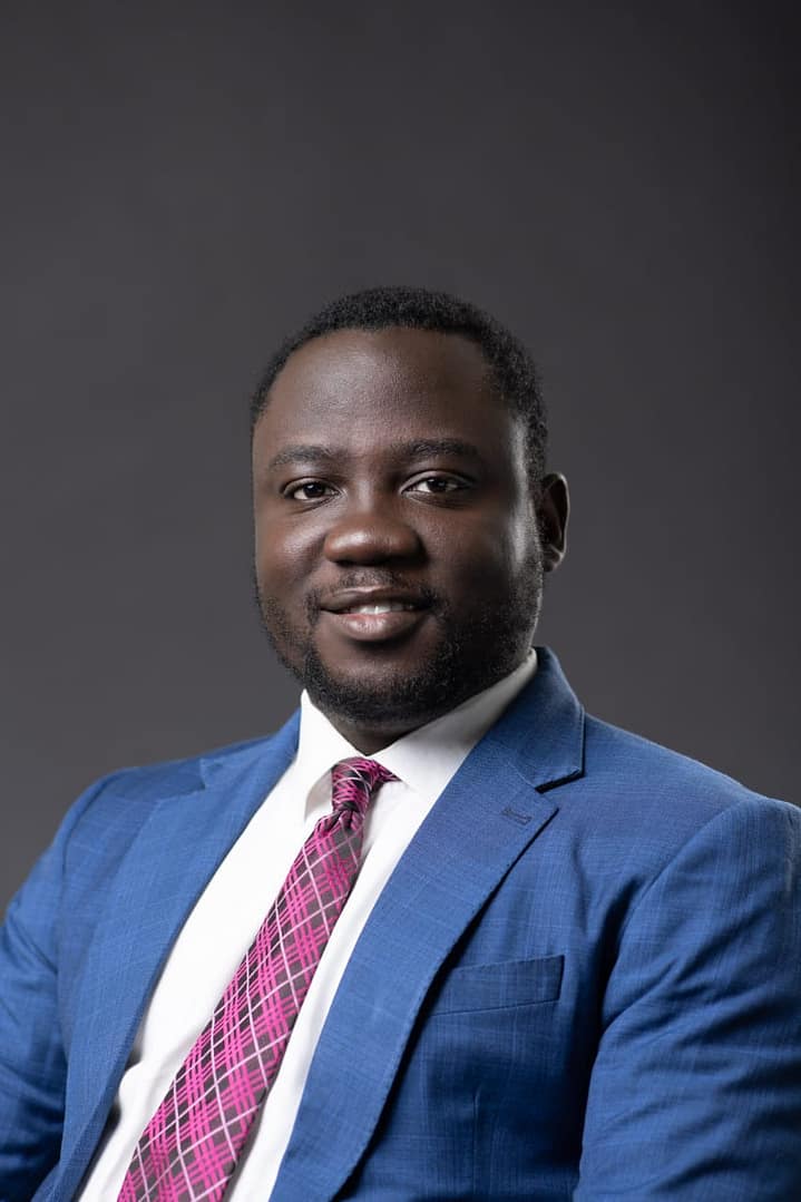 Seyi Akinseesin